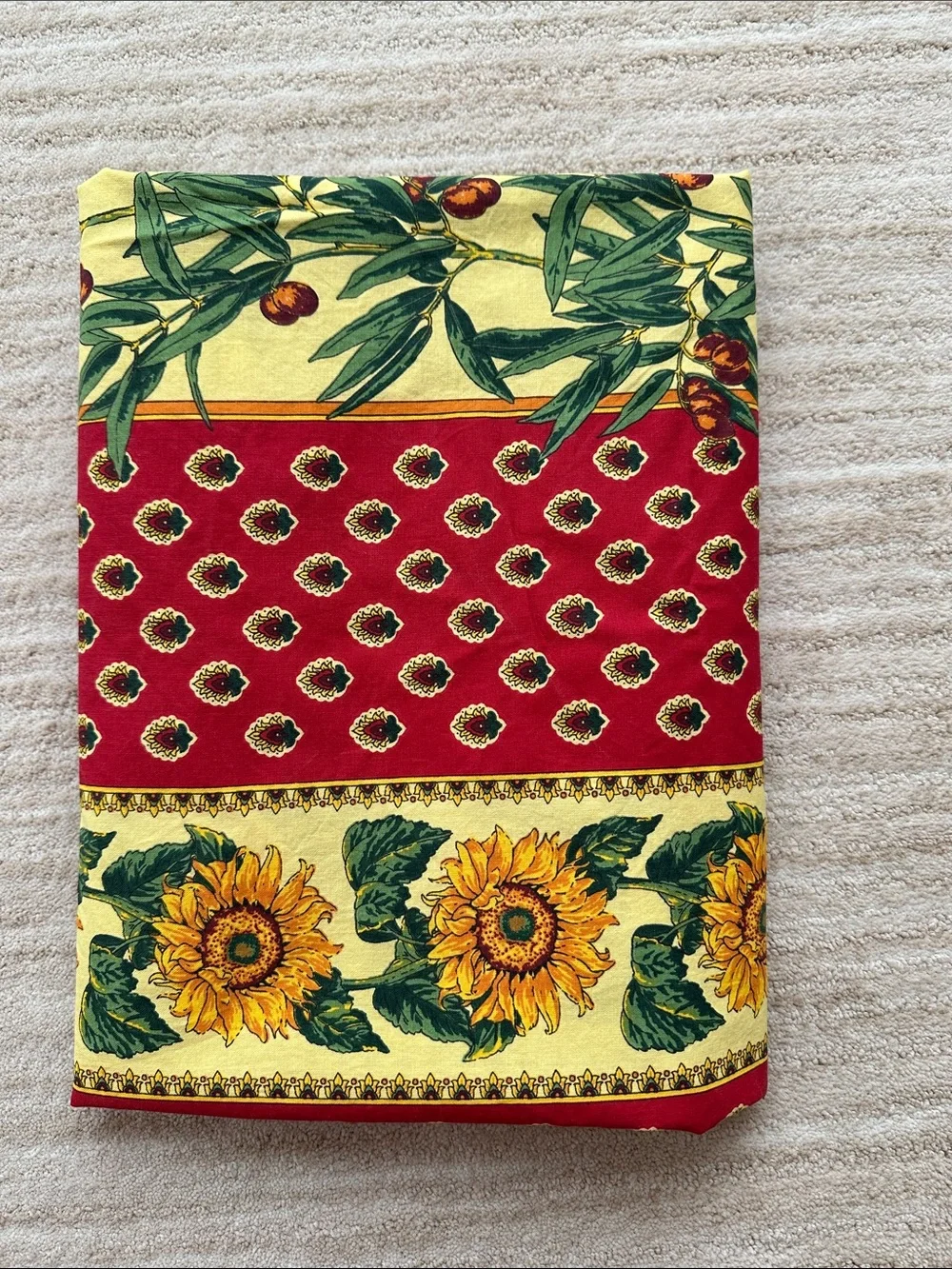 Vent du Sud French-Style Country Sunflower Tablecloth 55